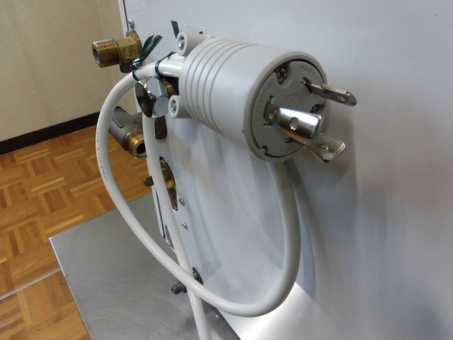 Yahoo!オークション - 中古厨房 TOTO 業務用 小型 電気温水器 Yahoo!オークション - 中古厨房 TOTO 業務用 小型 電気温水器