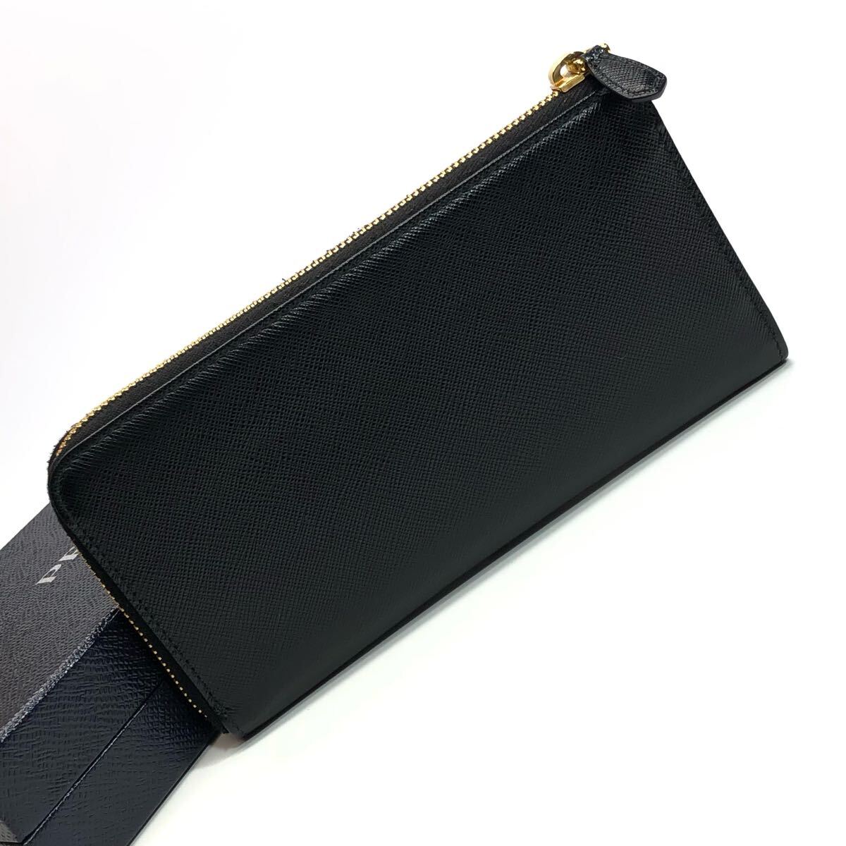 ☆極美品/箱付☆PRADA プラダ サフィアーノ メタルロゴ L字 ☆極美品/箱付☆PRADA プラダ サフィアーノ メタルロゴ L字