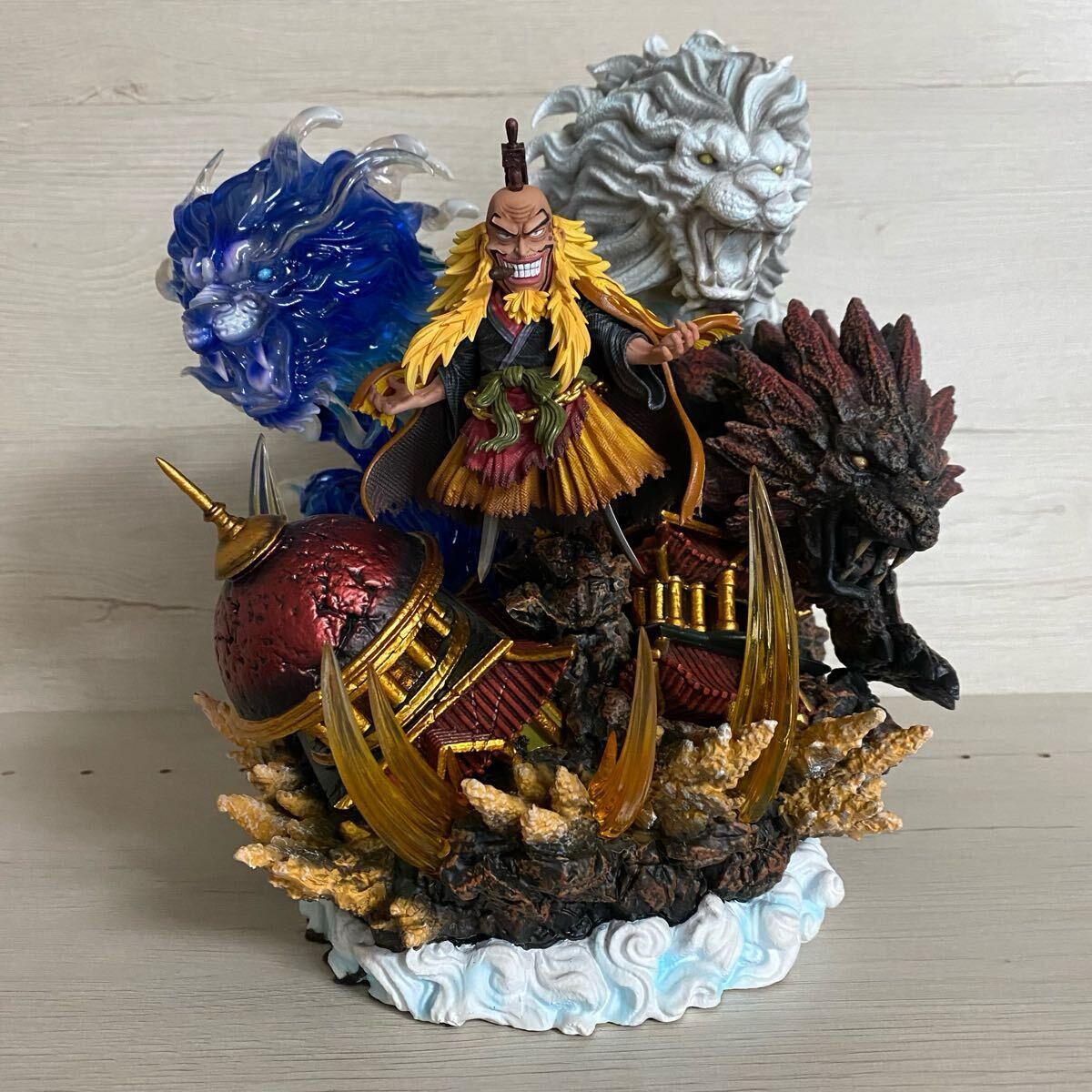 金獅子のシキ BBF 豪華版 ワンピース 海外 フィギュア コレクタブル タイプ ワンピース 組立式 劇場版 ワールドコレクタブルフィギュア