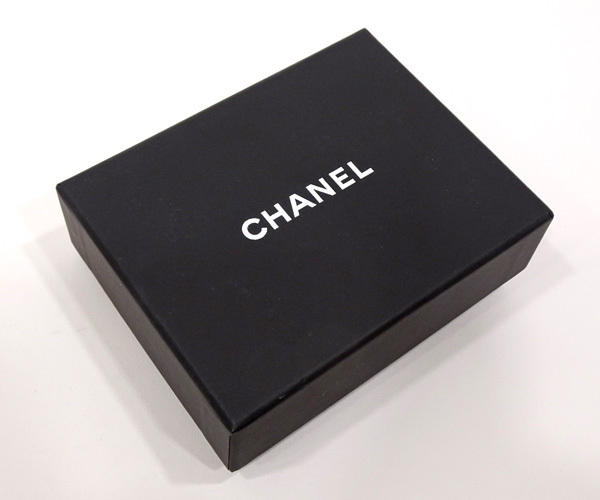 【質(zhì)コニシ】【CHANEL/シャネル】フリンジ ピアス B19/K ココマーク スタッド シルバーカラー 箱付き【送料込み】l1296y