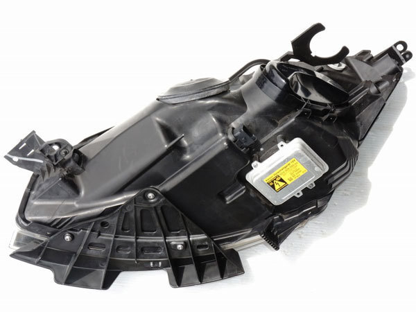 『シトロエンC4ピカソ B58RFJP用 純正 ヘッドライトASSY 右側(cè) キセノン HID HELLA』【2159-75884】