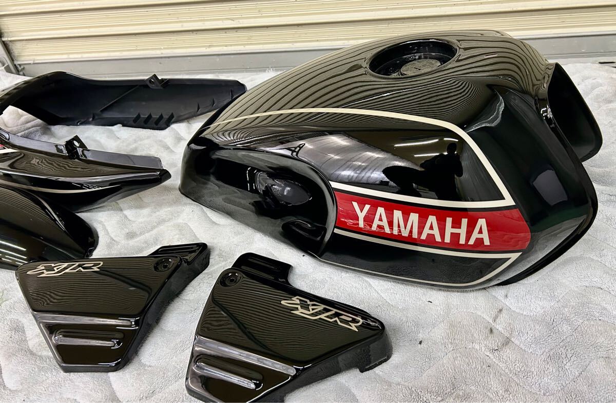 XJR400 xjr 4HM 純正外装 RZカラー 塗装後未使用(パーツ)|売買 XJR400 xjr 4HM 純正外装 RZカラー 塗装後未使用(パーツ)|売買