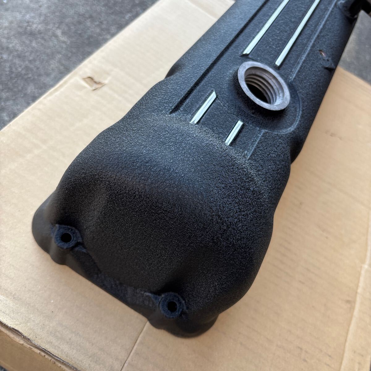 ジャンク】 L型 タペットカバー ヘッドカバー ハコスカ L20 L28 ジャンク】 L型 タペットカバー ヘッドカバー ハコスカ L20 L28