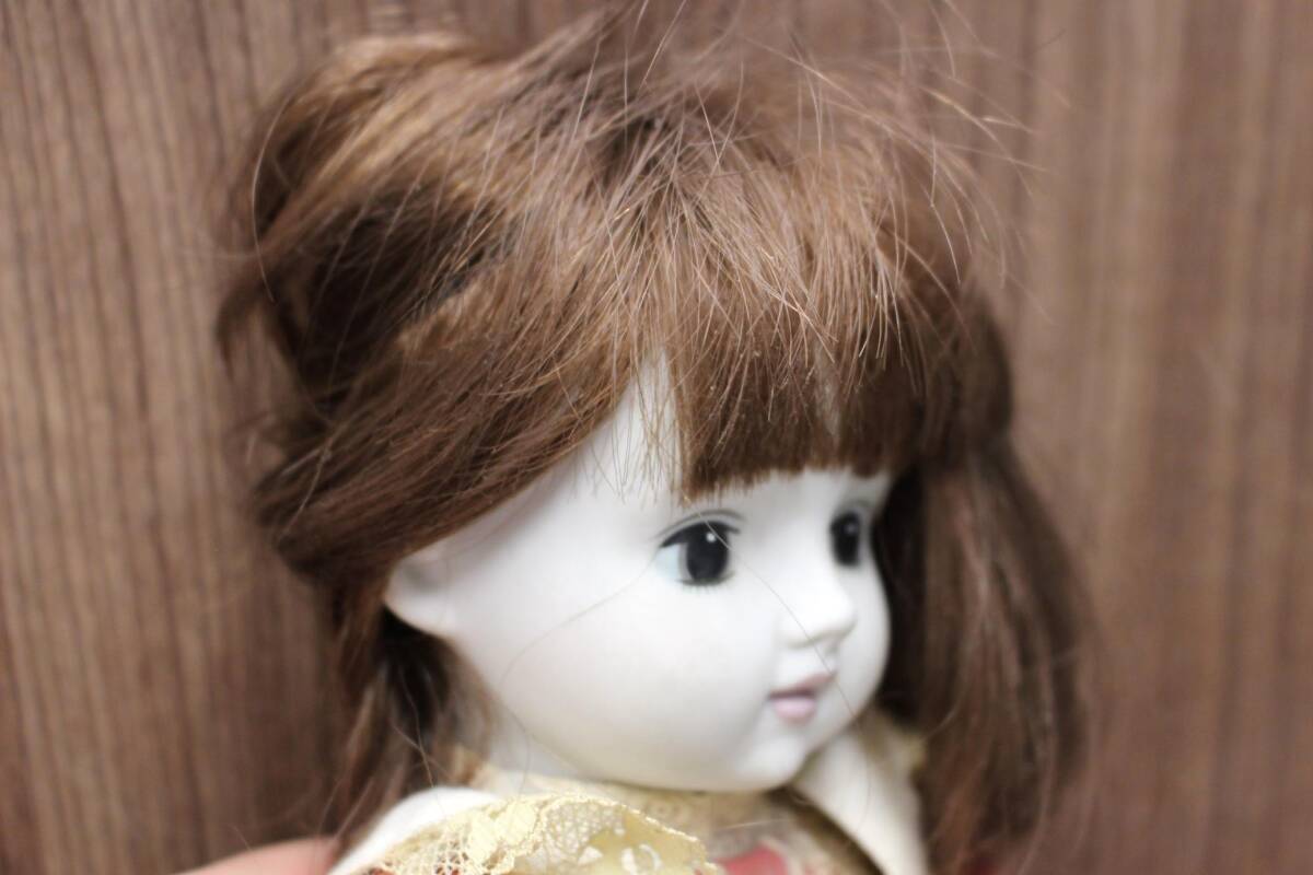 ☆【中古品】ビスクドール 西洋人形 フランス人形 白顔 少女 ☆【中古品】ビスクドール 西洋人形 フランス人形 白顔 少女