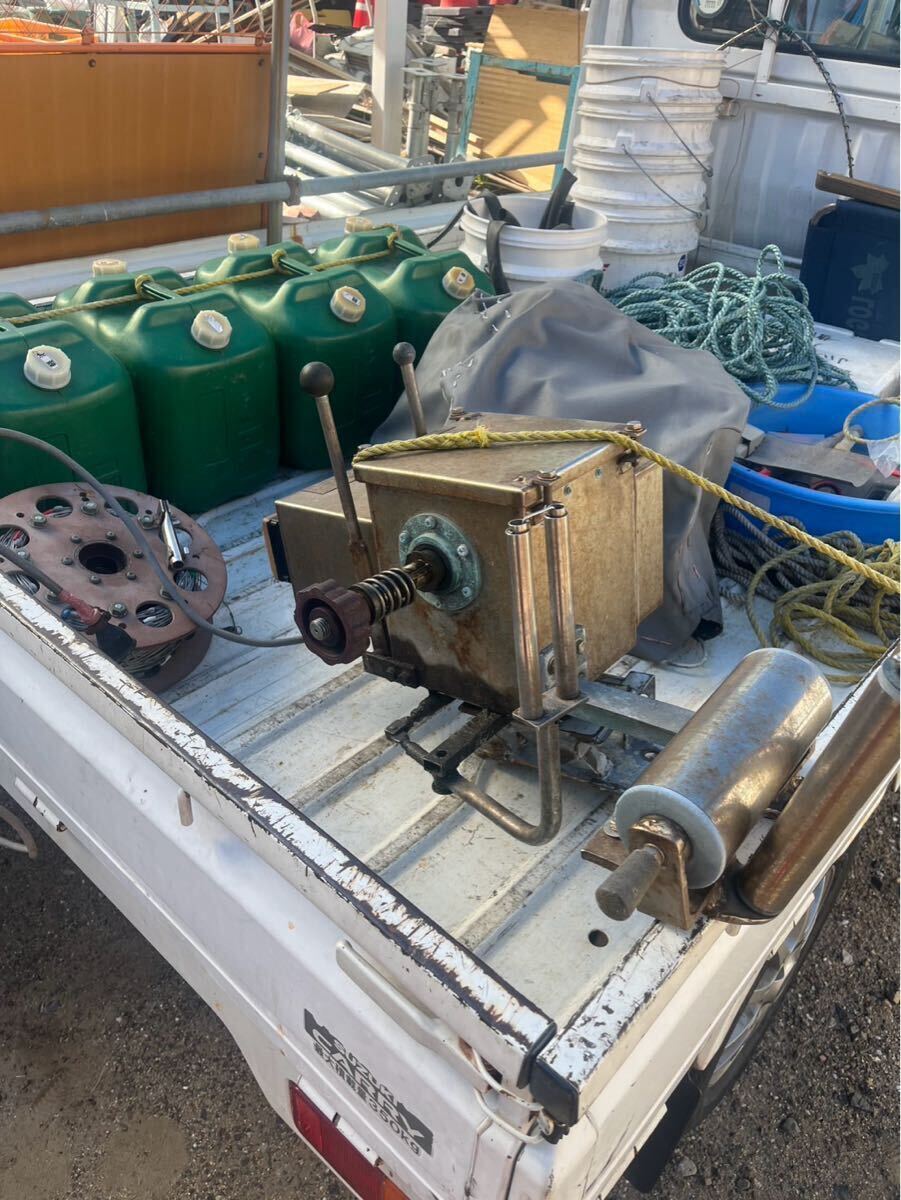 自動釣り機 24V 450W 新日海工業 巻き上げ機 延縄 カツオ漁 自動釣り機 24V 450W 新日海工業 巻き上げ機 延縄 カツオ漁