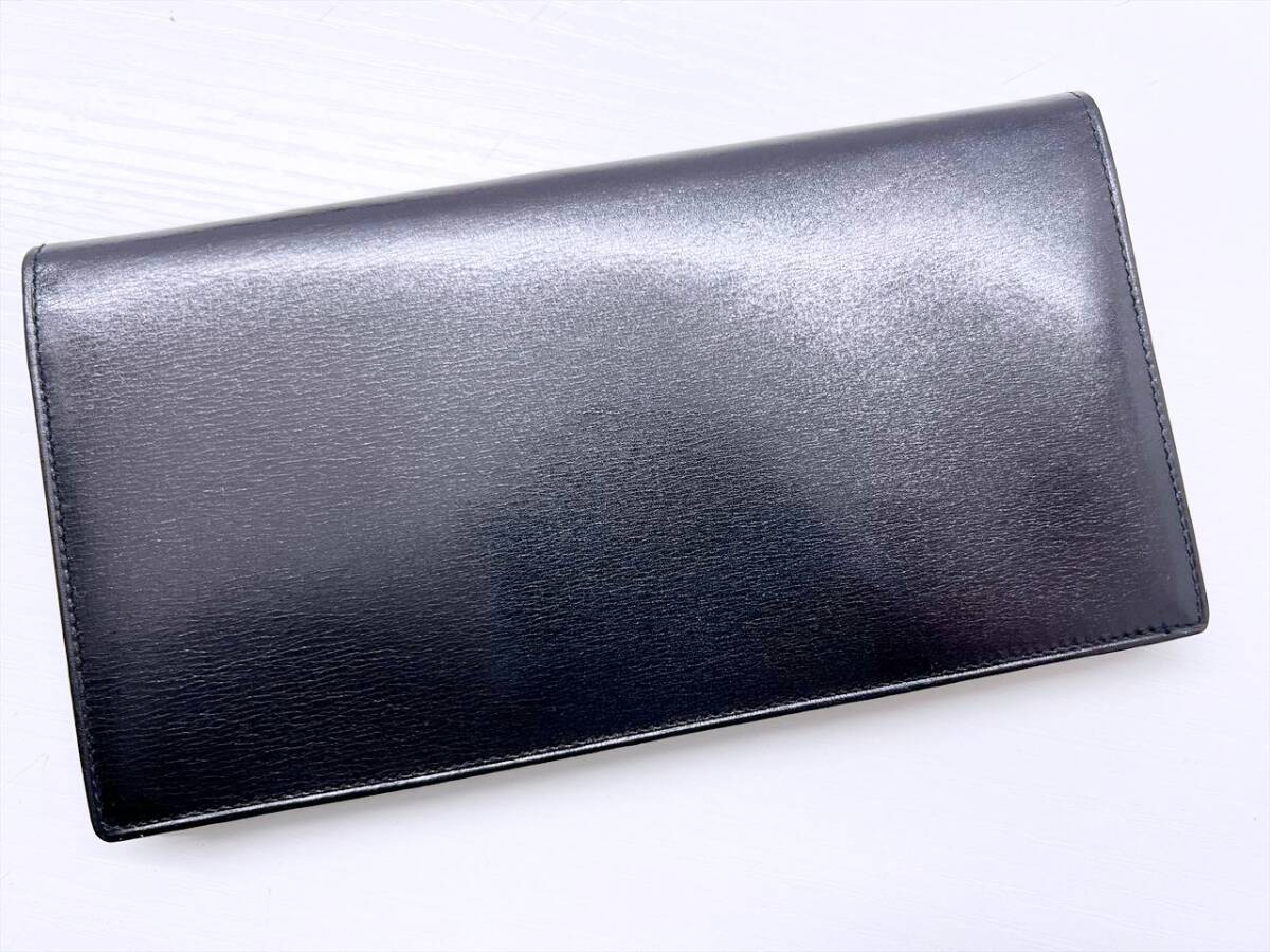 使用感なし 美品 Dunhill ダンヒル ロゴ 二つ折り長財布 札入れ 使用感なし 美品 Dunhill ダンヒル ロゴ 二つ折り長財布 札入れ