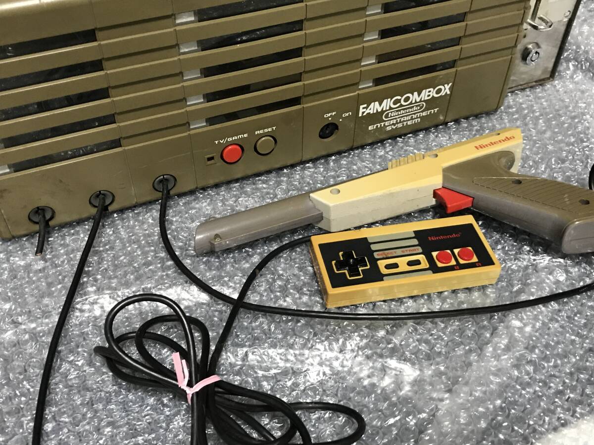 業務用 ファミコンボックス FAMICOMBOX ジャンク(本体 業務用 ファミコンボックス FAMICOMBOX ジャンク(本体