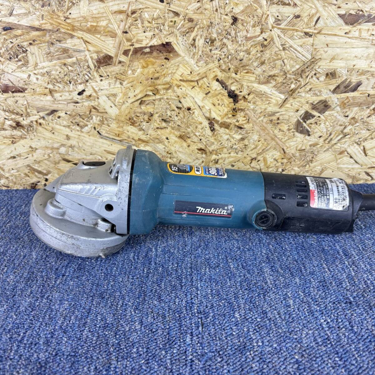 中古品】makita マキタ 100V 90mm コンクリートカンナ PC9003 中古品】makita マキタ 100V 90mm コンクリートカンナ PC9003