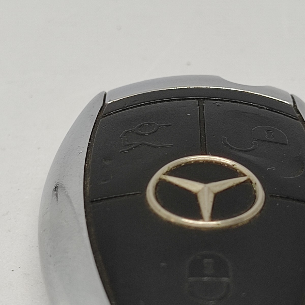  メルセデス・ベンツ　キーレス　3ボタン　リモコンキー　W211　S211　E-Class　Eクラス　ワゴン　E350　_画像3
