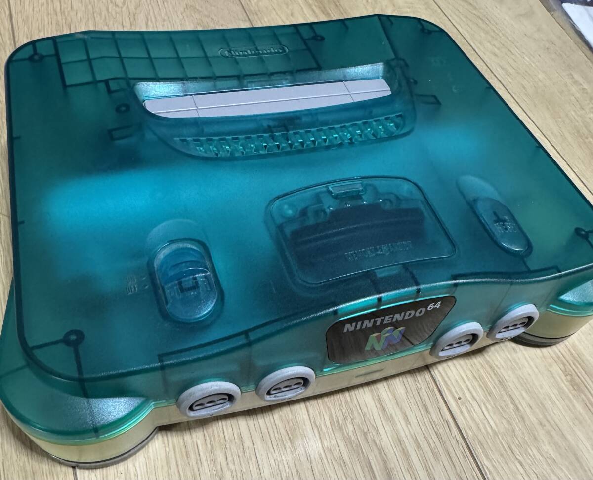 ☆ニンテンドー64本体一式☆クリアブルー☆美品☆箱説明書付 ☆ニンテンドー64本体一式☆クリアブルー☆美品☆箱説明書付