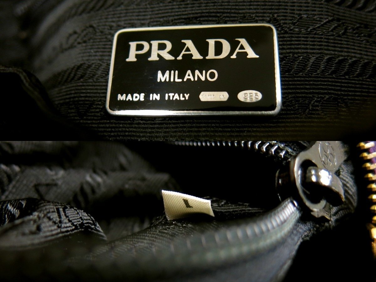 ○超美品○PRADA プラダ○三角ロゴプレート○スエード レザー 本 ○超美品○PRADA プラダ○三角ロゴプレート○スエード レザー 本
