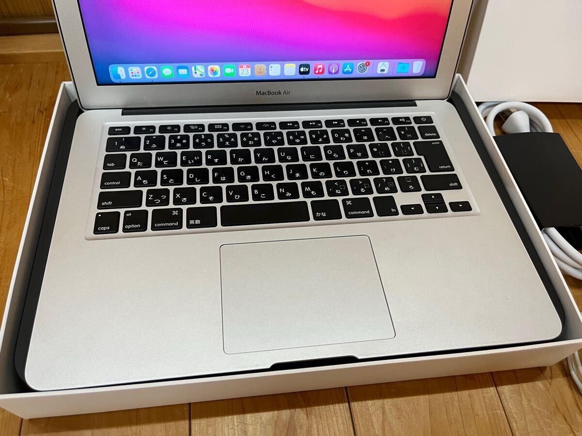 APPLE MacBook Air MQD32J/A 8GB 128GB 2019/01購入 使用年数少 APPLE MacBook Air MQD32J/A 8GB 128GB 2019/01購入 使用年数少