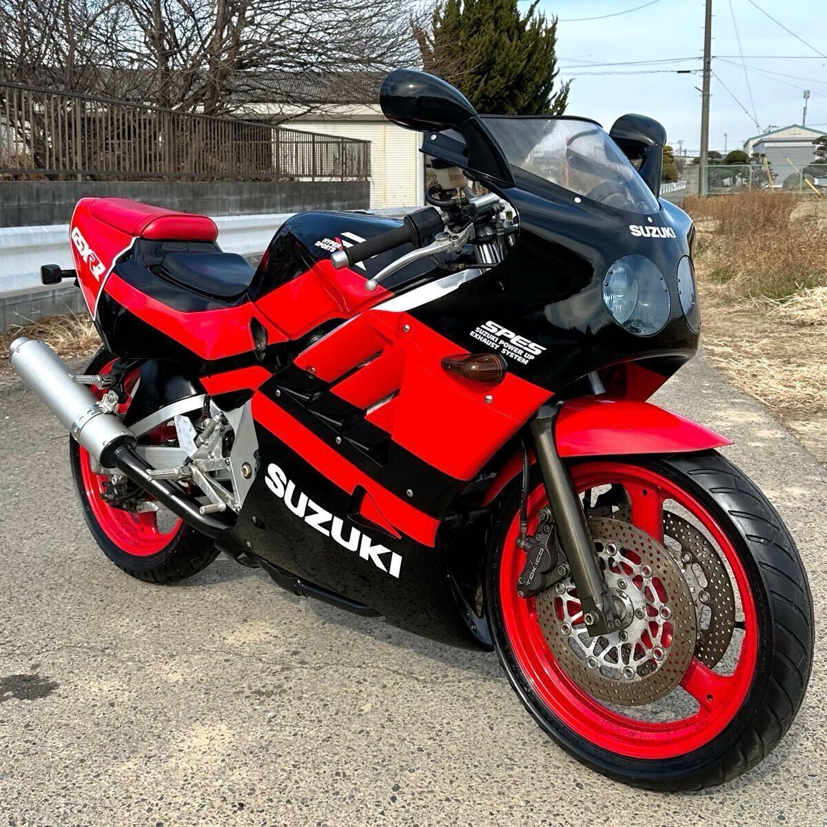 GSX-R250 実動 書類付 美車 極低走行 3448km GJ73A 超希少 GSX-R250 実動 書類付 美車 極低走行 3448km GJ73A 超希少