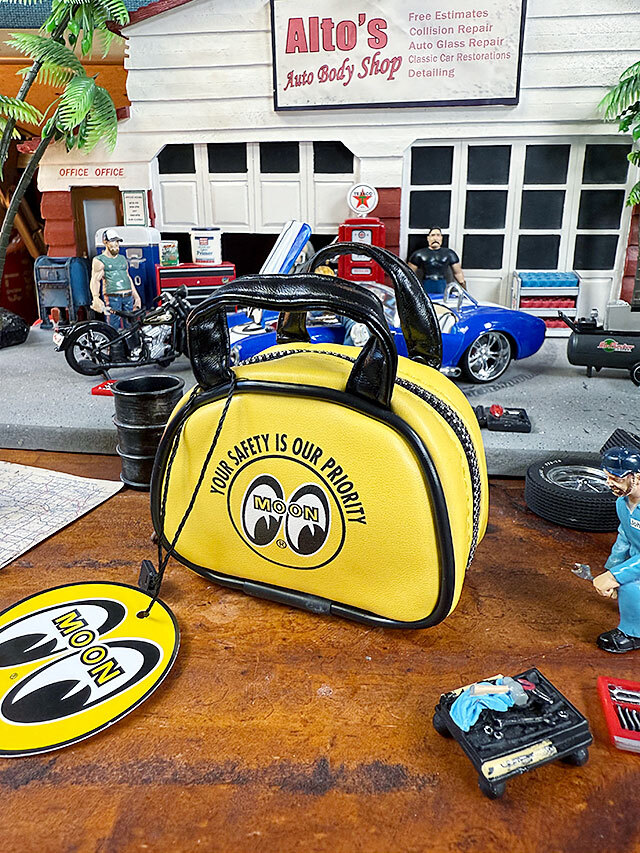 ムーンアイズ　ミニ　ヘルメットバッグ　キーホルダー ■ アメリカン雑貨 アメリカ雑貨