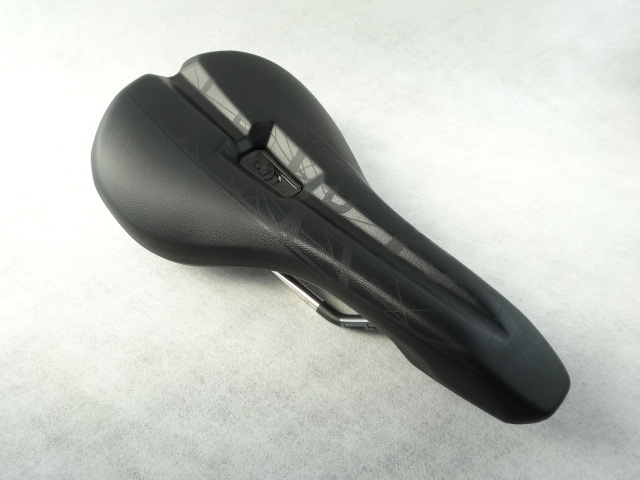 シマノプロ MSN1.3エンデューロサドル 幅142mm シマノPRO マウンテンバイクサドル トレイルライダーサドル 強化カーボン ヒルクライム