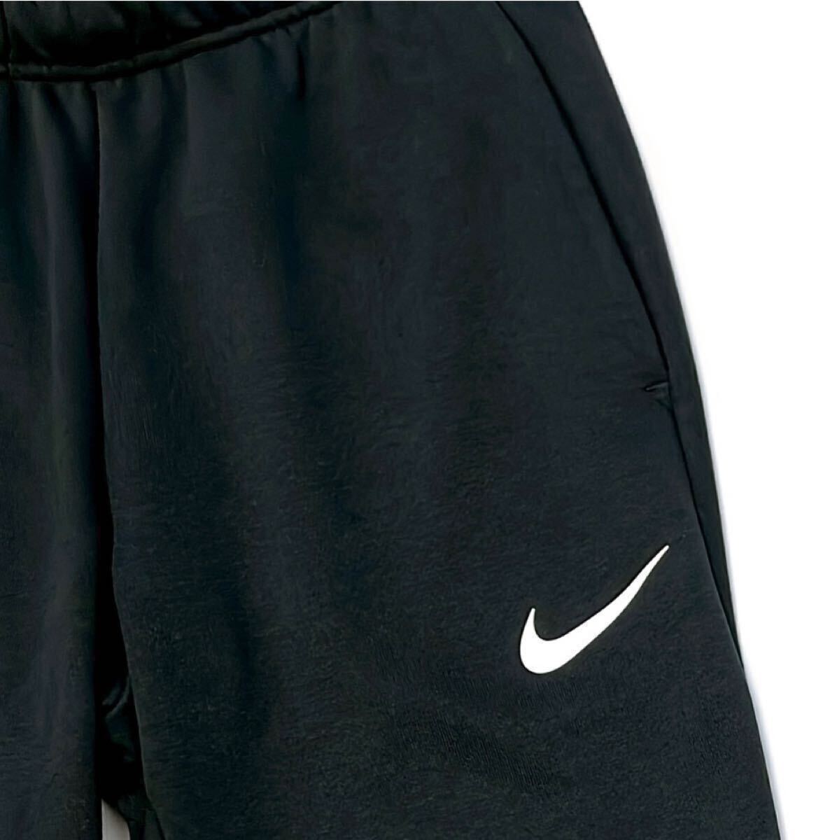 新品 NIKE上下セットアップ 黒 上下Lサイズ ブラック オレンジ 新品 NIKE上下セットアップ 黒 上下Lサイズ ブラック オレンジ