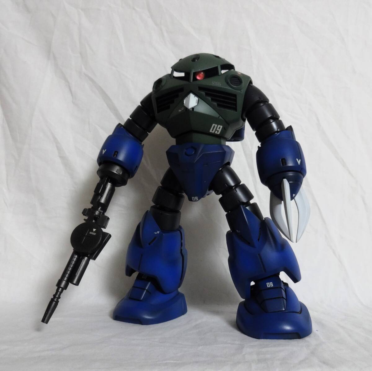 手数料安い ☆MG 塗装完成品 ズゴック アナベル・ガトー専用 MSM-07S 1/100 完成品