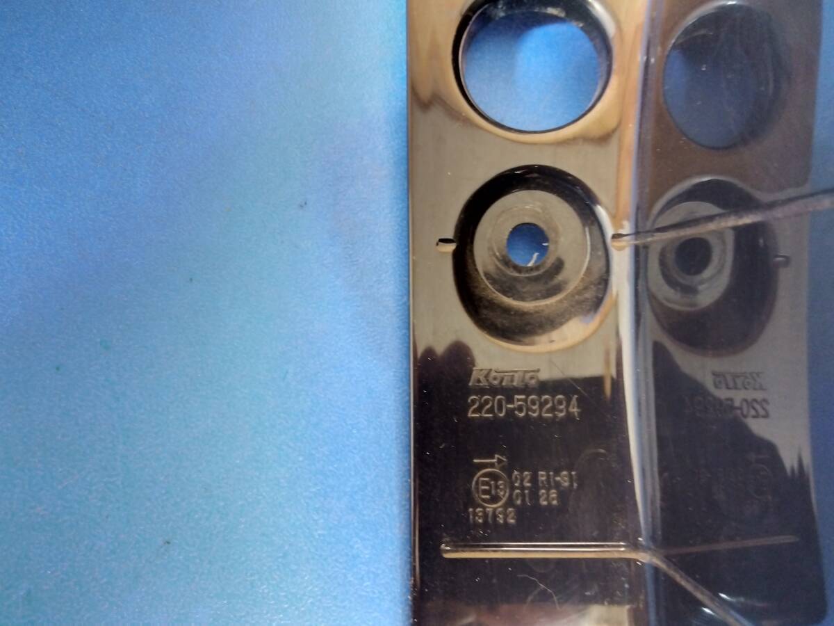裏面刻印 KOITO 220-59294 右