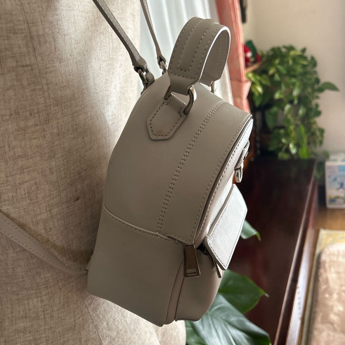 美品☆【FURLA】フルラ レザー 2way ミニ リュックサック 保管袋 美品☆【FURLA】フルラ レザー 2way ミニ リュックサック 保管袋