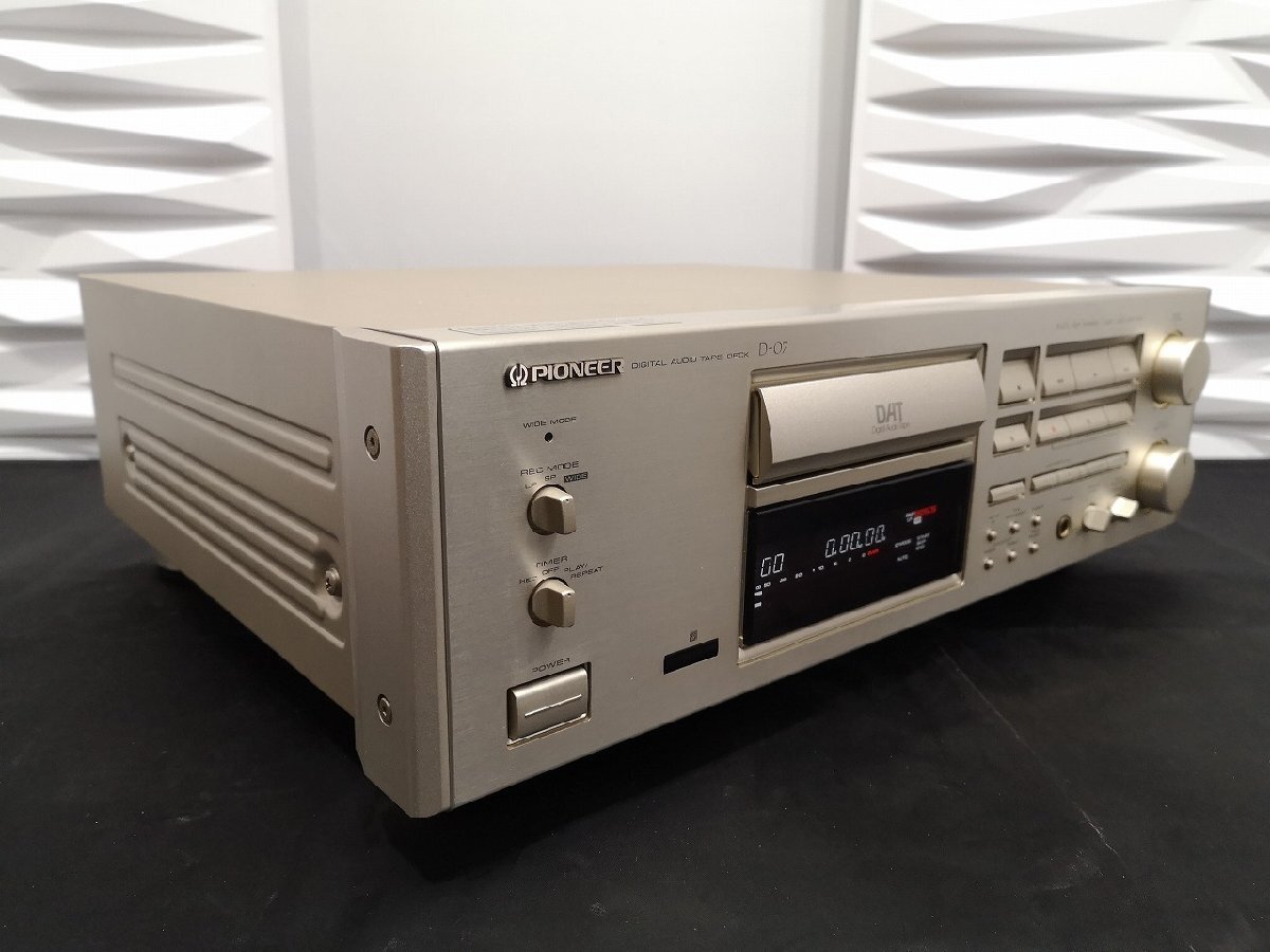◆大感謝祭!!◆整備済3か月保証リモコン付◆Pioneer D-07/d07 96kHz ハイサンプリング DATデッキ?パイオニア◆純正◆下取歓迎 m0o8400