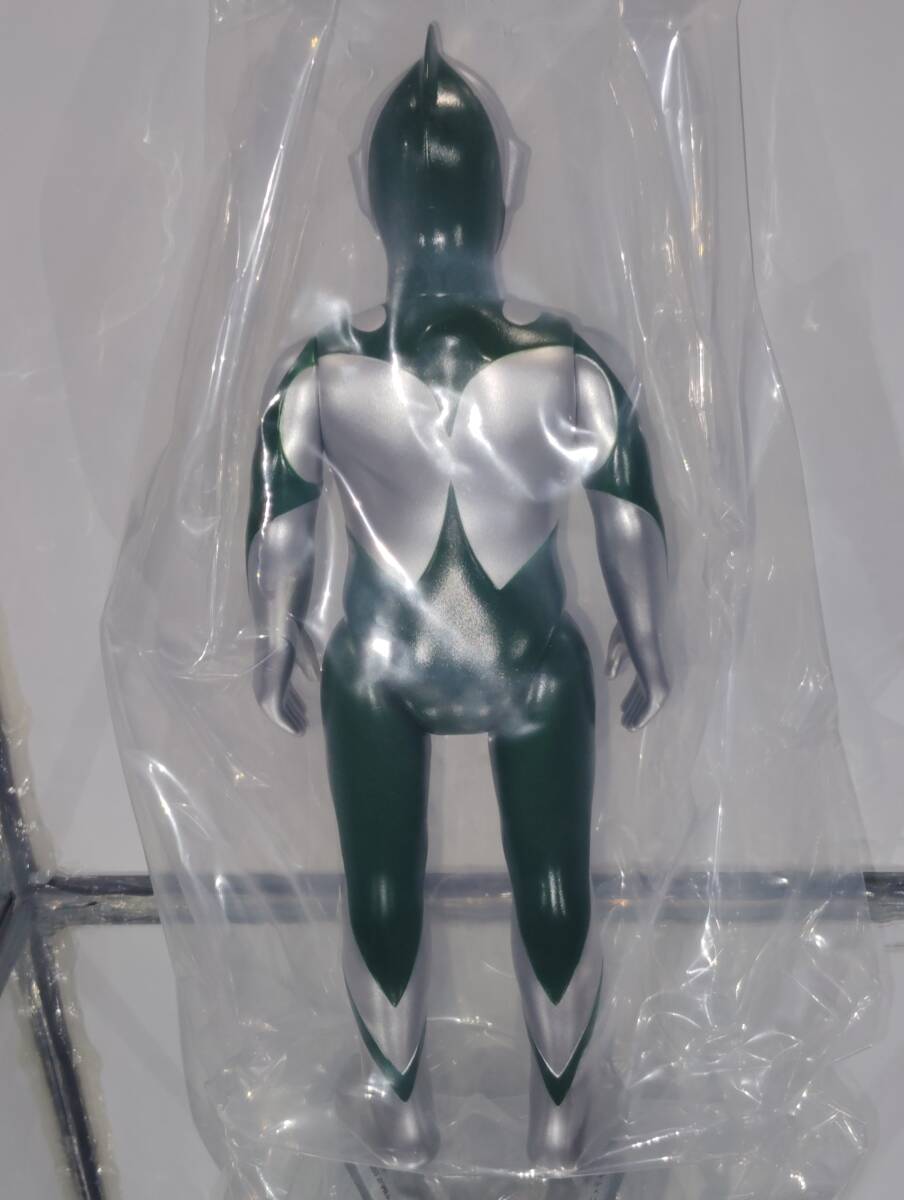MEDICOMTOY メディコムトイ ソフビ シン・ウルトラマン版 MEDICOMTOY メディコムトイ ソフビ シン・ウルトラマン版