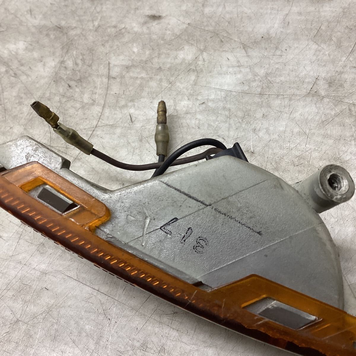 C34-41 ヤマハ スーパージョグ JOG-ZR 3YK フロントウィンカー　右　動作確認済み 純正部品