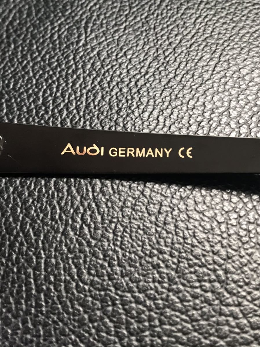 送料無料ケース付 アウディ AUDI 偏光サングラス ゴールド　Q3Q5Q7R8RS3RS4RS5RS6RS7SQ5TTS3S4S5S6S7S8A1A3A4A5A6A7A8