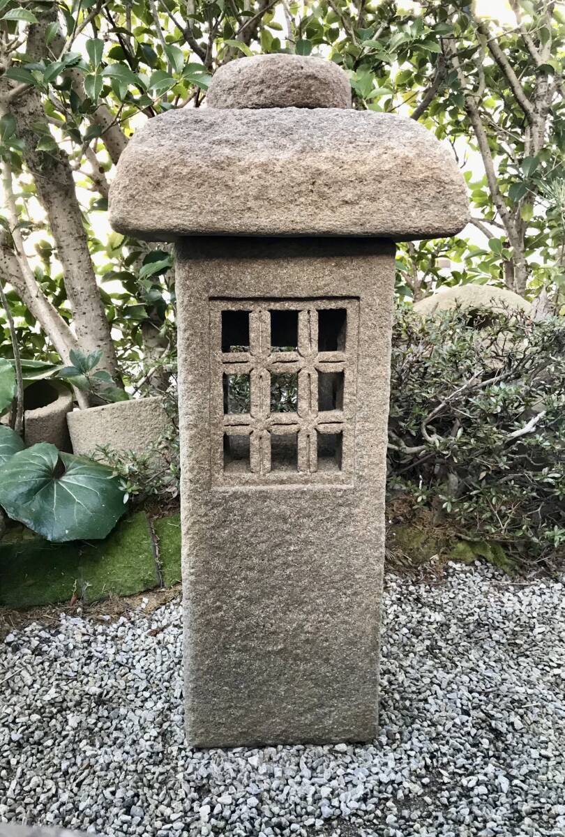 古民具建築雑貨灯篭茶庭オブジェ【天然自然石・露地庭灯篭・道標 古民具建築雑貨灯篭茶庭オブジェ【天然自然石・露地庭灯篭・道標