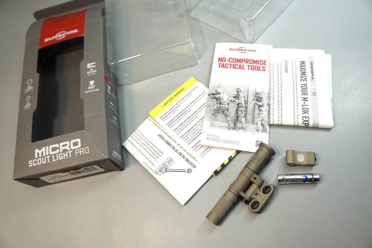 8400円 実物 放出品 COLT コルト M16 A1 初期 ベーカライト 8400円 実物 放出品 COLT コルト M16 A1 初期 ベーカライト