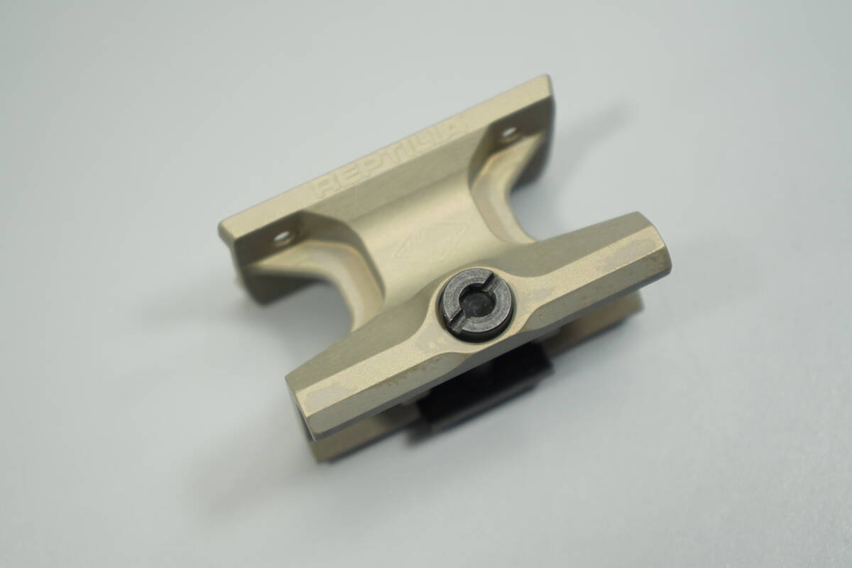 実物 Reptilia DOT MOUNT FOR AIMPOINT MICRO 39MM高 (Eotech 実物 Reptilia DOT MOUNT FOR AIMPOINT MICRO 39MM高 (Eotech