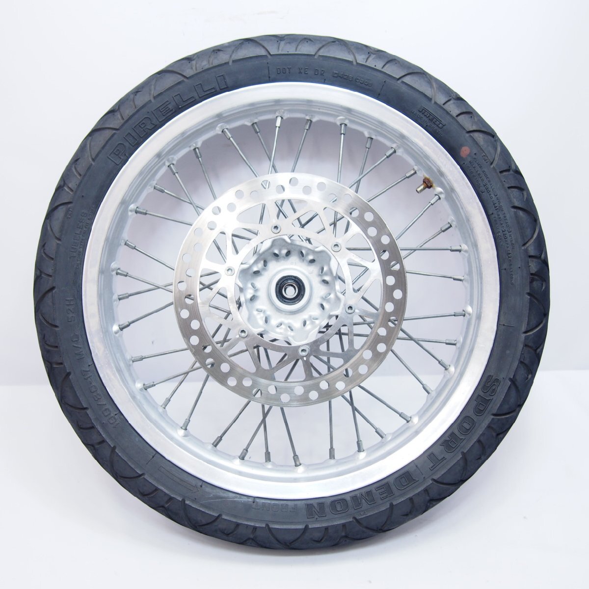 DR125SM оригинальный переднее колесо 2.15×17J Тряска, колебание есть VTTCS11110104××× снимать 