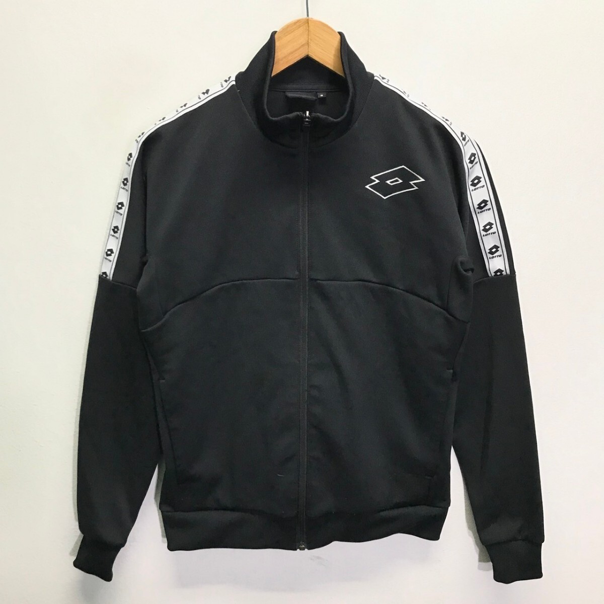 さまざまなスポーツシーンに◎【lotto】ロット トラックジャケット トップス ジャージ スポーティ サッカー ゴルフ ブラック S /Y24925ii_画像1