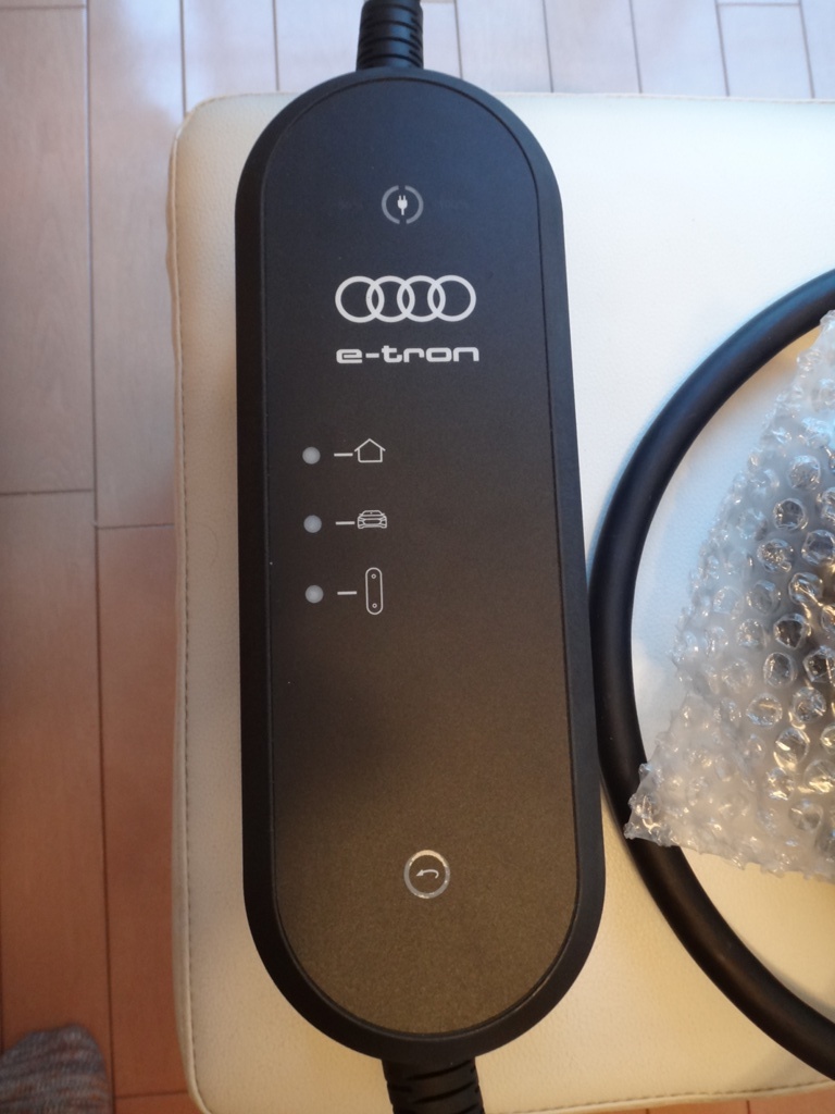 AUDI アウディ e-tron EV PHEV 純正充電ケーブル EV充電器 e AUDI アウディ e-tron EV PHEV 純正充電ケーブル EV充電器 e