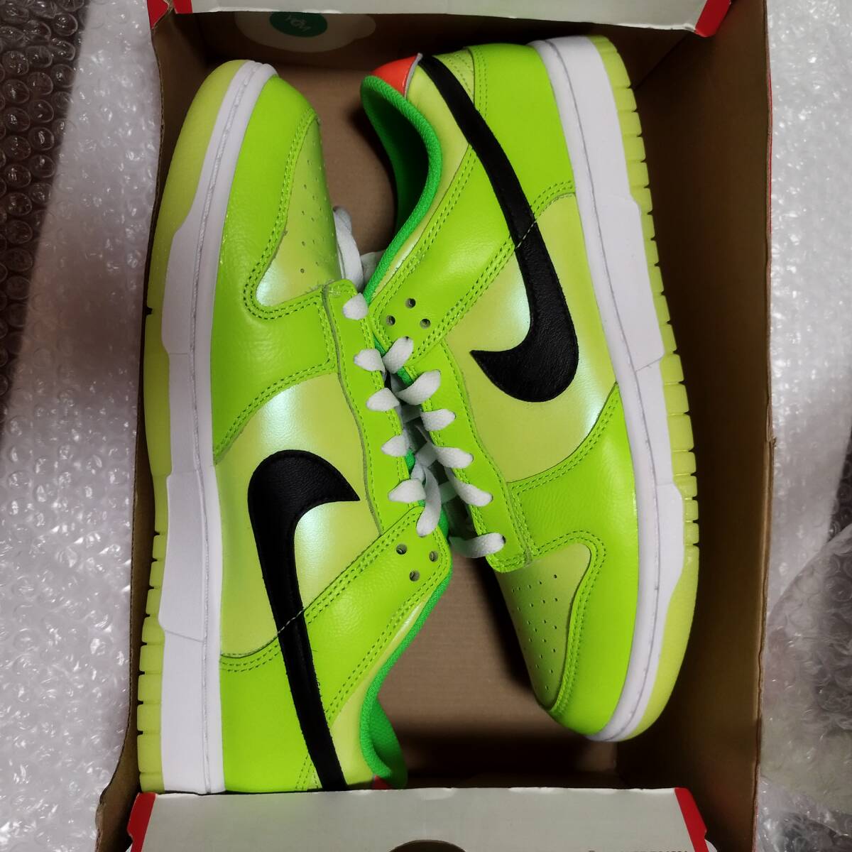 ナイキ スニーカー DUNK LOW SE FJ4610-702 27.0CM