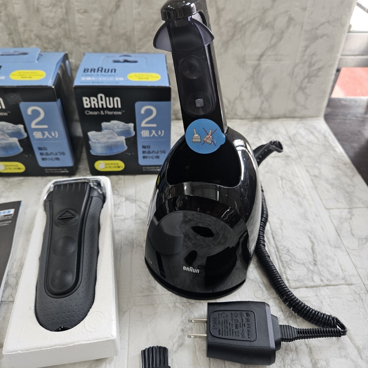【美品】 BRAUN　 電気シェーバー　　Series3　 髭剃り シェーバー 　中古　コレクション　