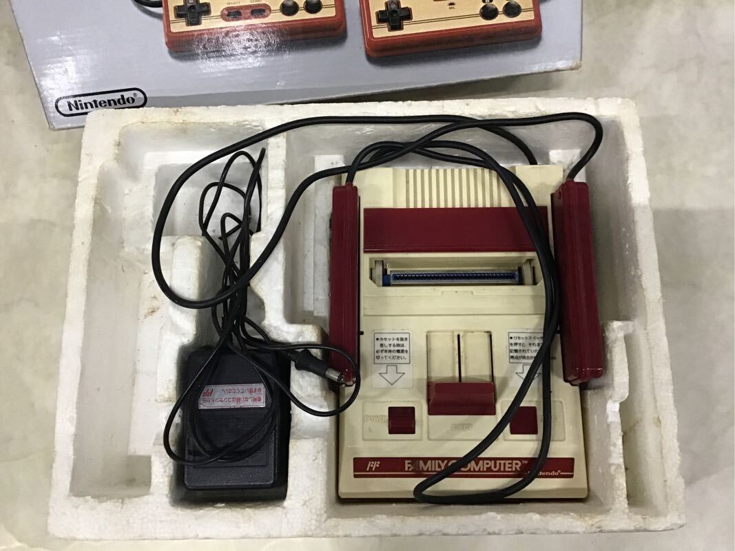 1円〜 同梱不可 ジャンク ファミコン 本体、スーファミ 本体、ニンテンドウ64 本体、PlayStation 本体 SCPH-7000 1円〜 同梱不可 ジャンク スーパーファミコン 本体、ドリームキャスト