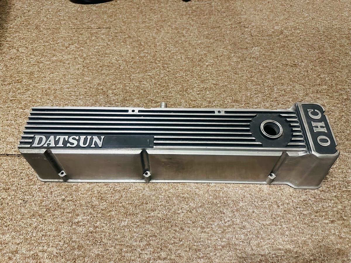 ダットサン 日産 ヘッドカバー 本物 タペットカバー ケンメリ ダットサン 日産 ヘッドカバー 本物 タペットカバー ケンメリ
