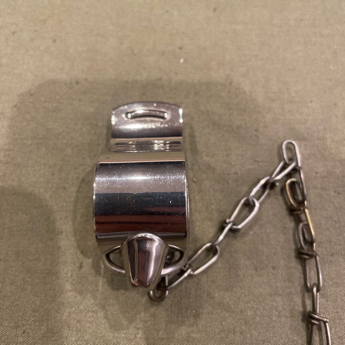 実物ヴィンテージ US ARMY REGULATION ホイッスル USED Vintage Regulation U.S. Army Brass Whistle – Hahn's World of