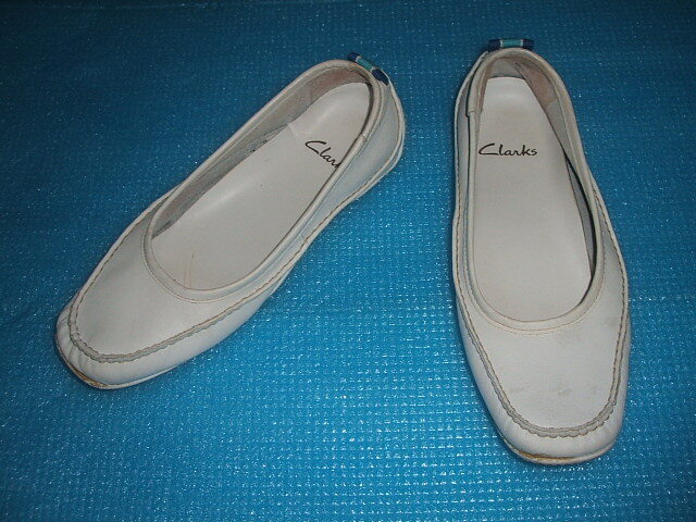 Clarks クラークス のカジュアルシューズ