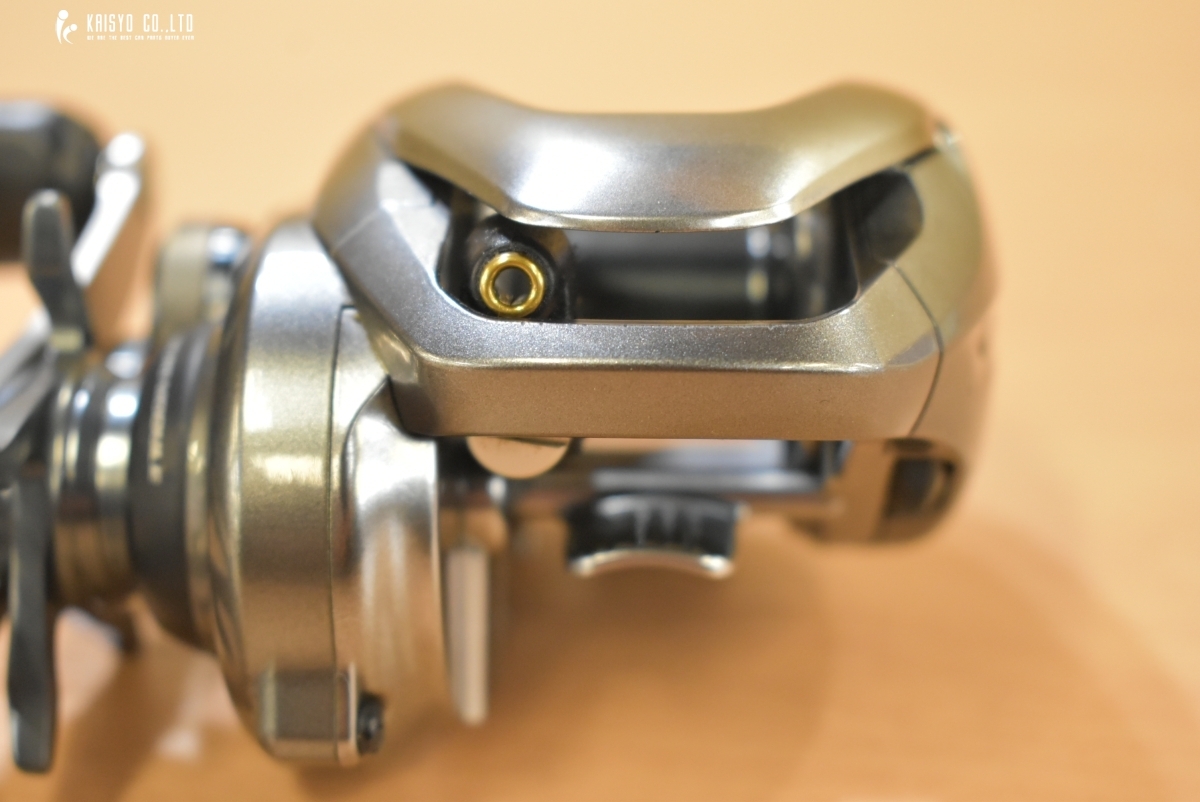 シマノ 15 メタニウム DC HG 後期 右 SHIMANO Metanium ベイト シマノ 15 メタニウム DC HG 後期 右 SHIMANO Metanium ベイト