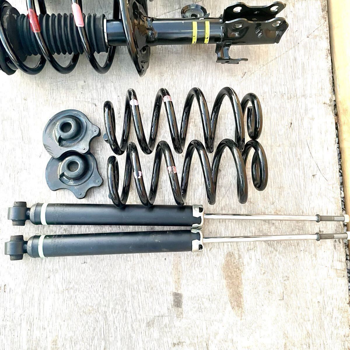 エスティマ ACR55W 純正 サスペンションセット GSR50 ACR50 エスティマ ACR55W 純正 サスペンションセット GSR50 ACR50