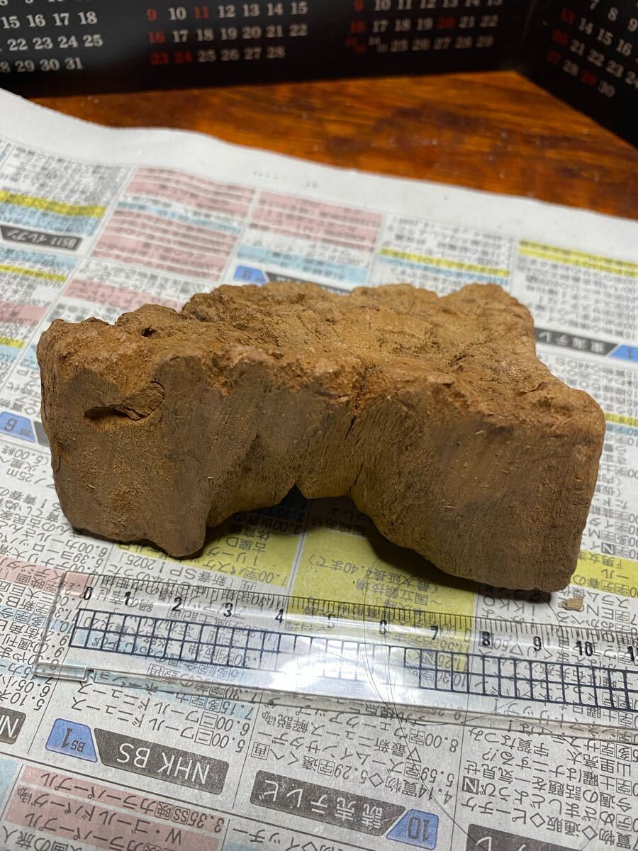天然沈香樹香木「黄熟香沈香」原木146.2g 茶道具 六國五味沈香 天然沈香樹香木「黄熟香沈香」原木146.2g 茶道具 六國五味沈香