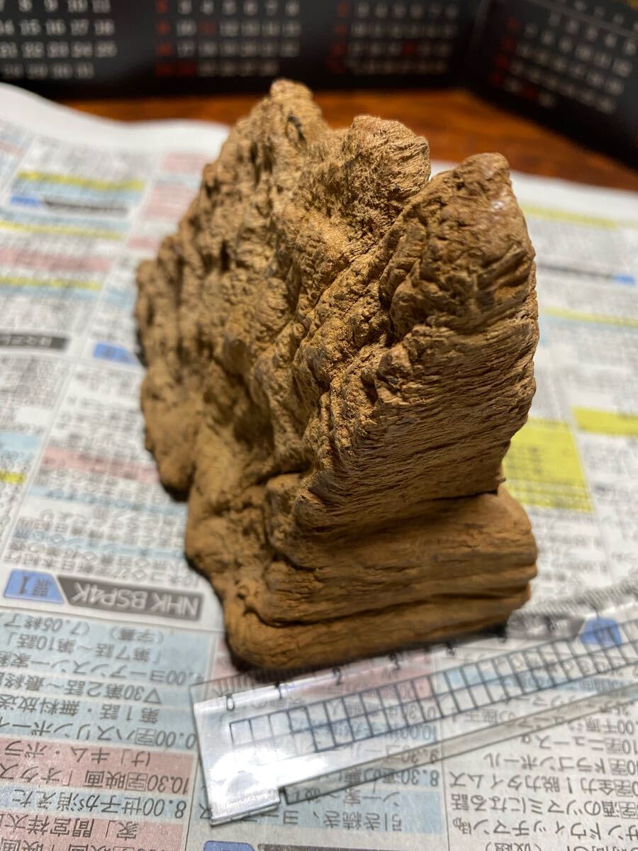 天然沈香樹香木「黄熟香沈香」原木146.2g 茶道具 六國五味沈香 天然沈香樹香木「黄熟香沈香」原木146.2g 茶道具 六國五味沈香