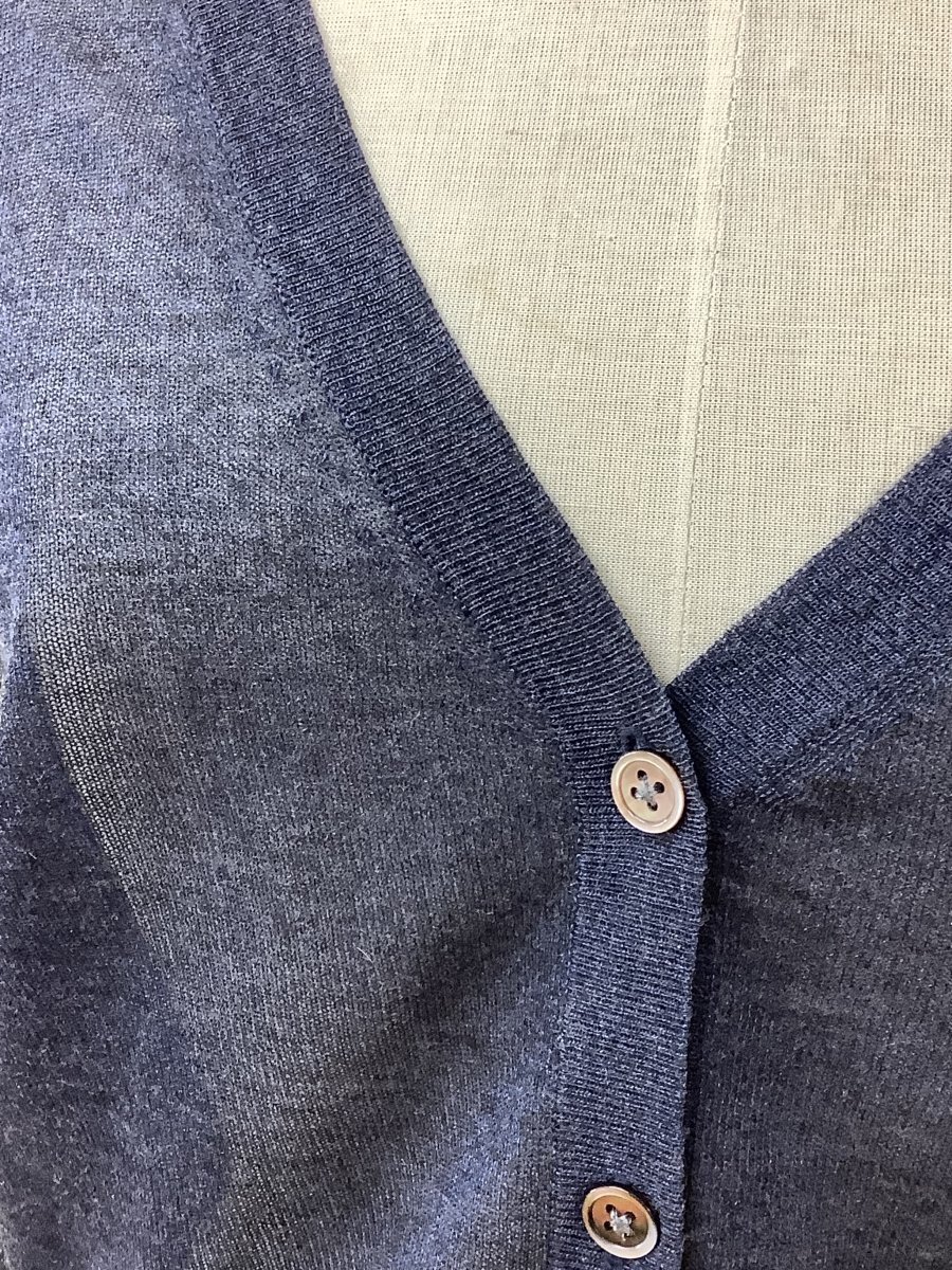 MANO マーノ 透け感のあるカーディガン ネイビーと黒ミックス 袖に星