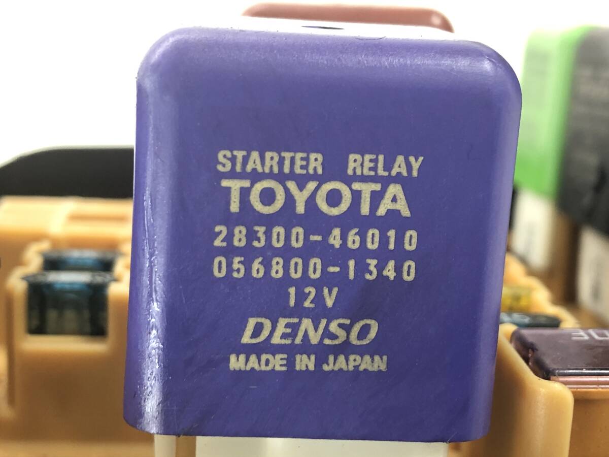 _b189884 トヨタ チェイサー 2.0 アバンテ ロードリー GX100 ヒューズボックス エンジンルーム側 28300-46010 88263-24030 JZX100 JZX105