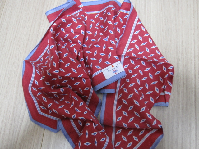 美品□本物□アメリカン航空(JALとグループ) CA制服のスカーフ
