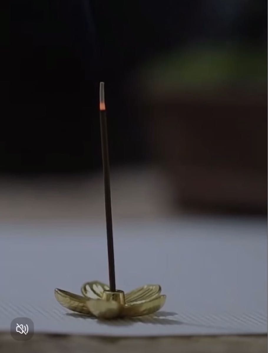 お香立て 桜 ミニ香炉 線香立て ホルダー 香炉 スティック型専用 インテリア雑貨 花 蓮 線香立て かわいい 2色 オマケ付き