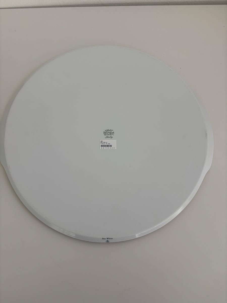 新品未使用リチャードジノリミナペルホネンケーキトレイBEEwhite 新品未使用リチャードジノリミナペルホネンケーキトレイBEEwhite
