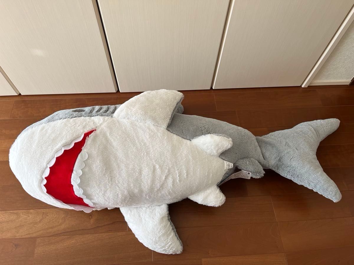 超ドでかい サメ ふわふわぬいぐるみ 約140㎝ グレー|Yahoo 超ドでかい サメ ふわふわぬいぐるみ 約140㎝ グレー|Yahoo