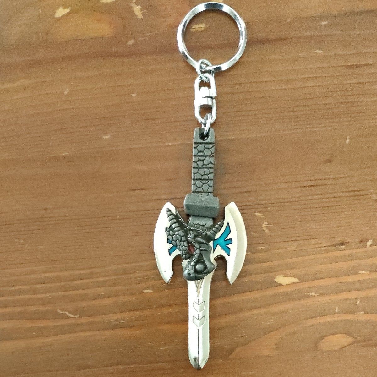 キーホルダー 雑貨 龍 ドラゴン キーホルダー 土産 シルバー キーホルダー 雑貨 龍 ドラゴン キーホルダー 土産 シルバー